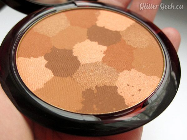 guerlain-03-brunettes-terracotta-light-close-up.jpg