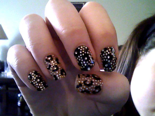 leopard print nails.JPG