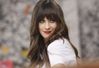 Zooey-Rimmel-Ad-behind-the-scenes-zooey-deschanel-16390703-415-284.jpeg