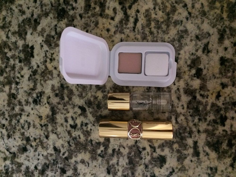 Just received my order with YSL promo)) it's so cute!)