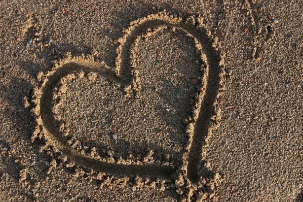 heart-in-sand-.jpg