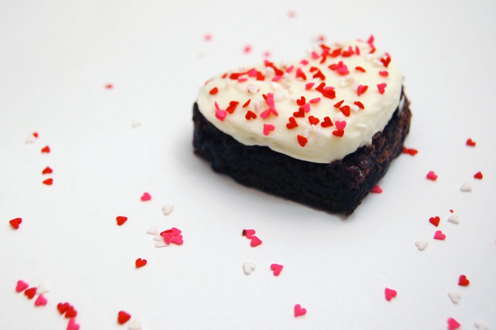 brownie_hearts_frosted4.jpg