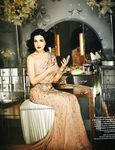 Dita-Von-Teese-mirrored-vanity-InStyle.jpg