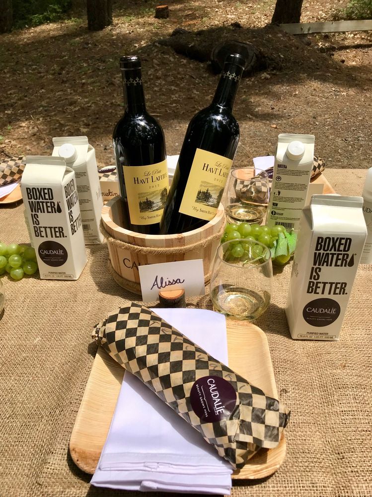 Picnic break! Our little lunch, not complete without some wine from the Chateau Smith Haut Lafitte vineyard where Caudalie was born!