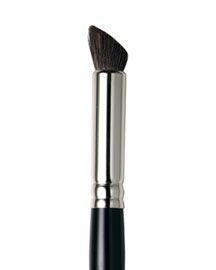 laura mercier angled eye colour brush.JPG