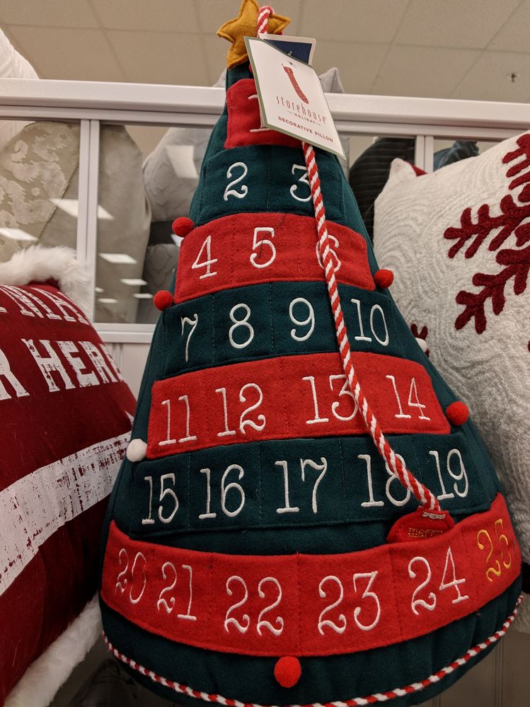 I did really like this adorable advent pillow!