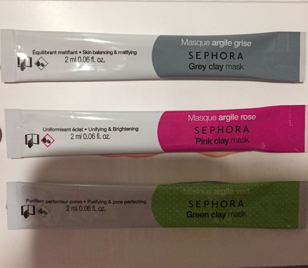 The inside of the Sephora clay masks sample