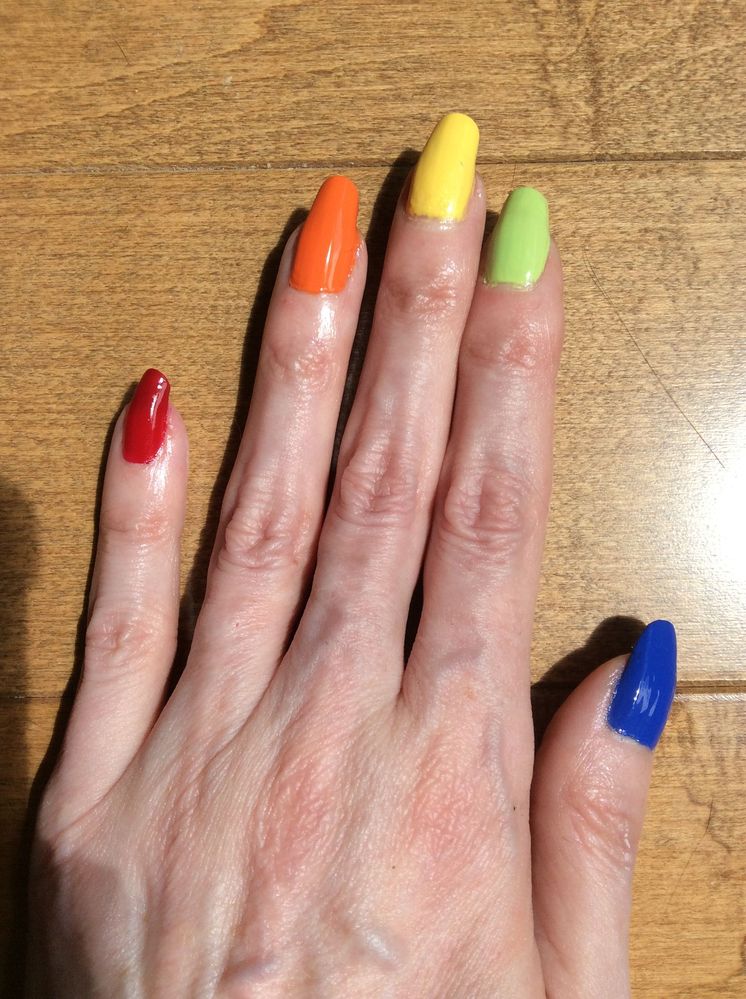 Pride wo-manicure