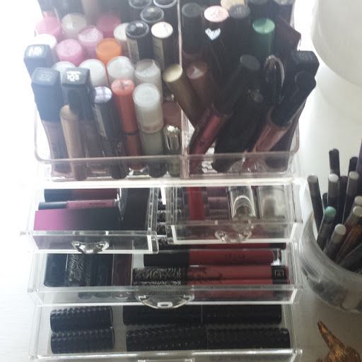 3 tier stacked drawer with a top tray for more lipsticks