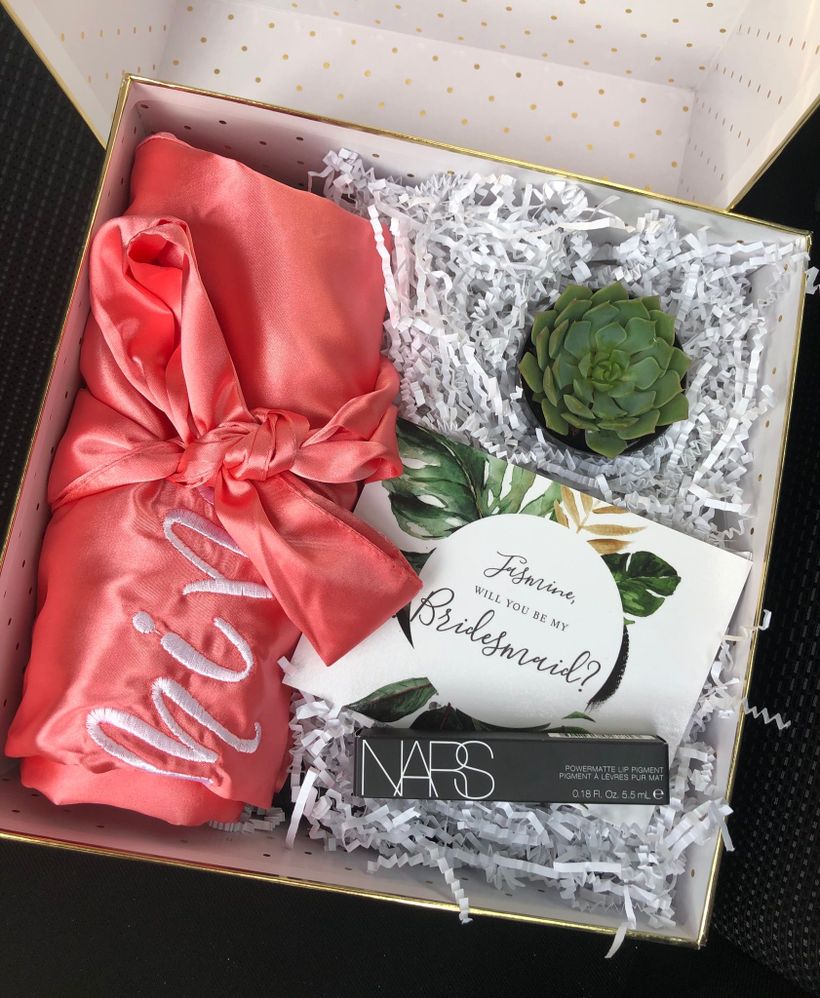 Lipstick gift for Bridesmaids - Beauty Insider Community