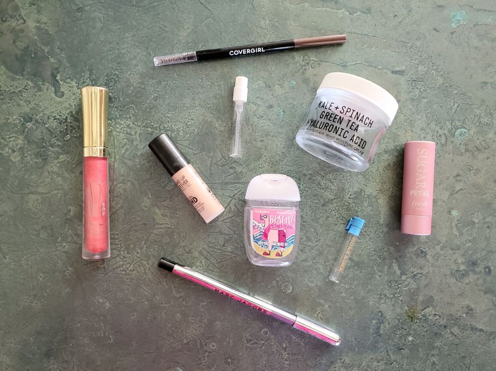 Loved all of these!  I was a little sad to finish off my YTTP moisturizer but I've replaced in with another favorite from Belif so I'm not going to miss this one too much.  It killed me to finally finish off my Marc Jacobs Highliner in Luna(Tic) because it's a shade that I wear all the time but it's so expensive that I probably won't repurchase it right away and I'll wait for a good sale.  All of the other little things were great as well and I'd repurchase any or all of them.