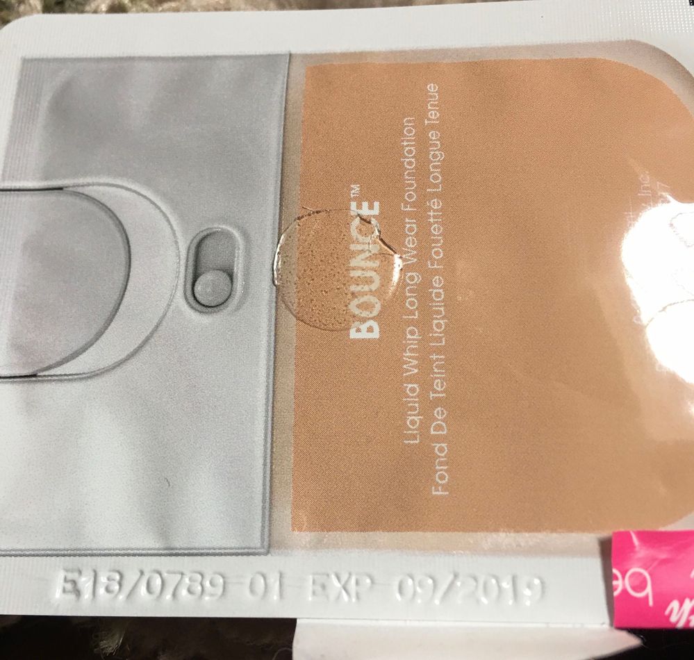 beauty blender foundation sample