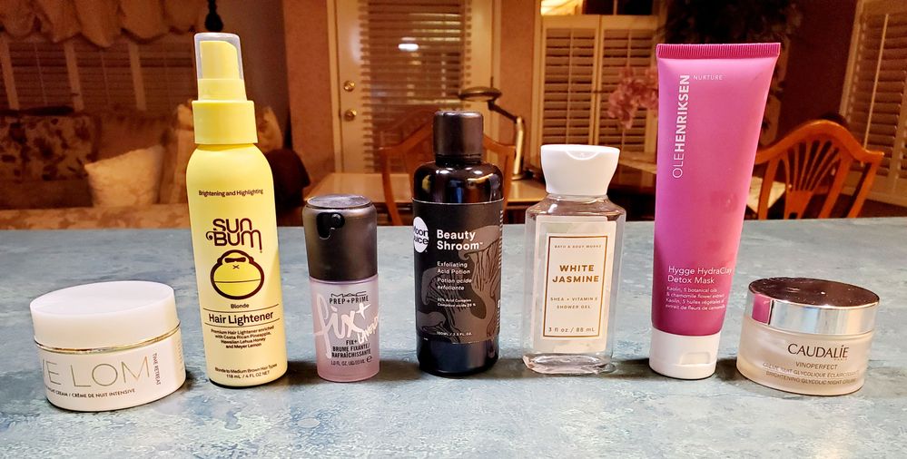 The Ole Henriksen mask was nice but that tube lasted FOREVER and I was honestly happy to finally finish it because I was just getting a little tired of it.  I'm sad to say that the Moon Juice Beauty Shroom was a big letdown for me; it has great ingredients and it looked so promising but I never felt like I saw any noticeable results or difference from it.  A friend actually gifted me the Eve Lom moisturizer because she didn't like it and I thought it was OK (as was the Caudalie) but I wouldn't recommend either one for individuals with oily skin or for people who dislike heavier moisturizers since both of them are definitely thick and contain oils.