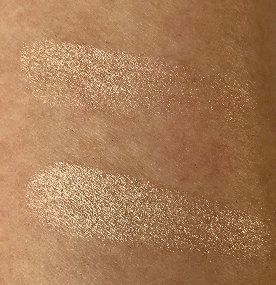 Top - swatched 1x. Bottom - swatched 2x