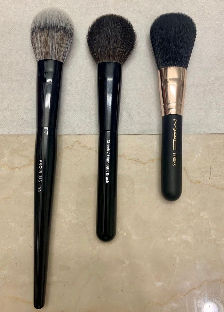 Blush brushes: Sephora PRO, my favorite cheek brush ever (Chikuhodo Z-4), and a mini MAC cheek from a set.