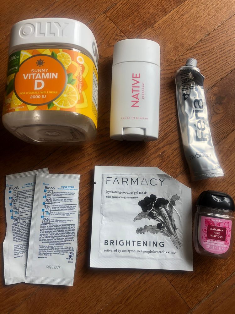 Loves!  The tummies were really good, I wear a lot of sunscreen so having a Vitamin D is a good idea.  The Native deo was the best 'natural' deo I've tried so far.  Just ordered three more because after this, I don't want to use up the others I've got laying here half used.  This was the grapefruit bergamot, and I hope to see it again! The Farmacy got me back into sheet masks!