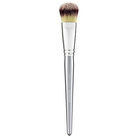 liquid foundation brush.jpg