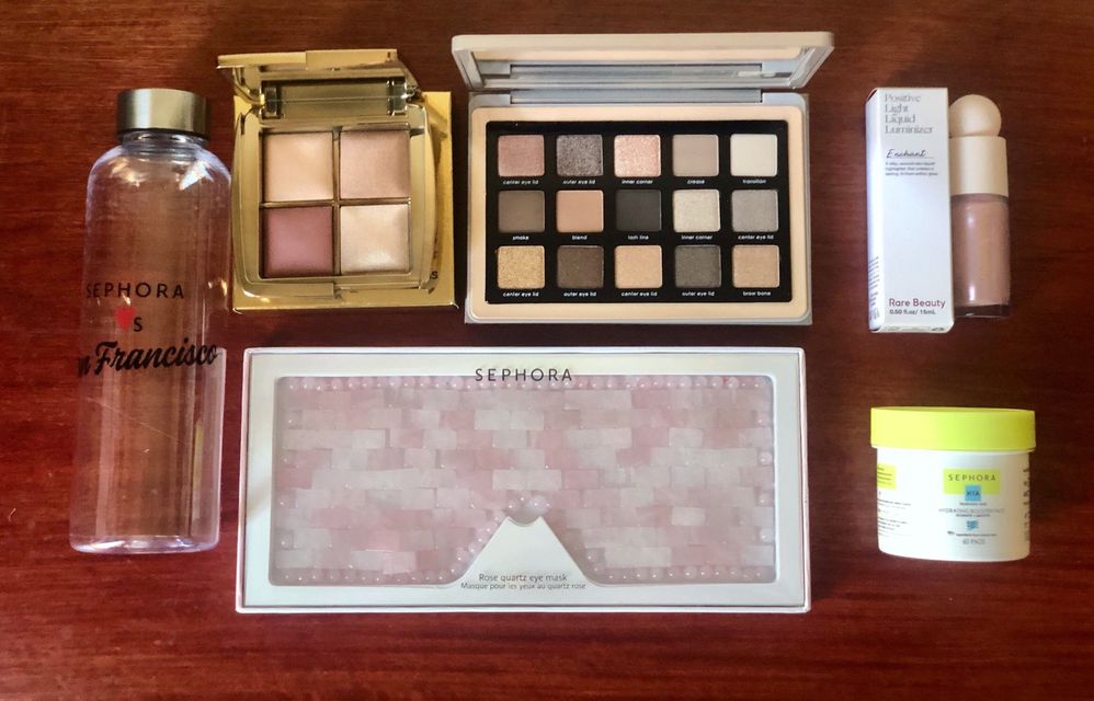 Sephora F&F - the ND Glam palette is finally mine! Yippee! <3 I'm going to be good and not use it until I hit pan on at least one more shadow in my ND Biba palette that is part of my 2020 project pan.