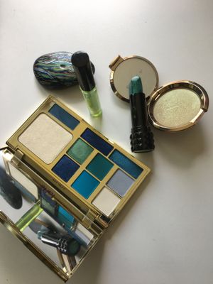 The Becca has a green-gold tint