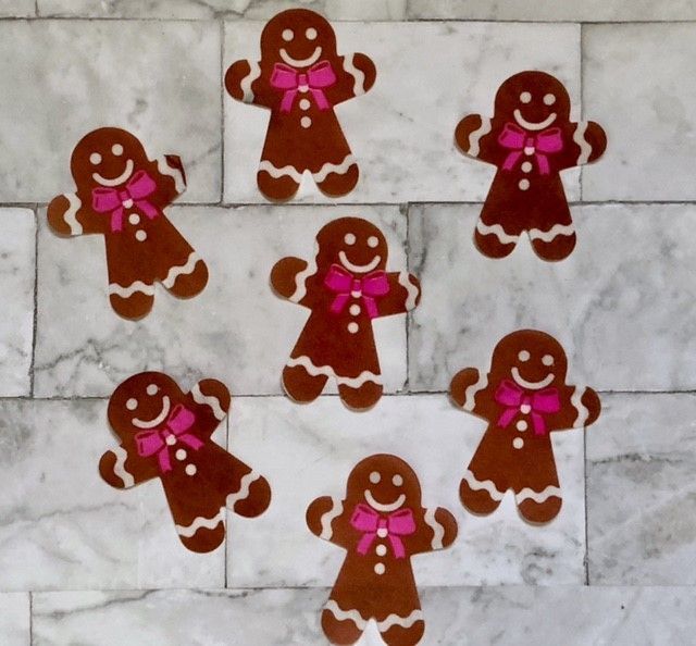 How cute are these gingerbread mask slices?