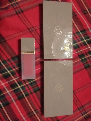 Deal Closer Tinted Lip Cream in Mauve Nude, the blush compacts closed.  The lip cream is a bit sheer, very smooth, comfortable.  Lots of dimethicone in it. The blush compacts are nice and sturdy, made of heavy plastic.