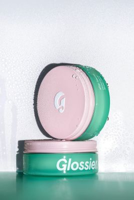 https%3A%2F%2Fhypebeast.com%2Fwp-content%2Fblogs.dir%2F6%2Ffiles%2F2022%2F02%2Fglossier-after-baume-moisturizer-skincare-price-release-date-1