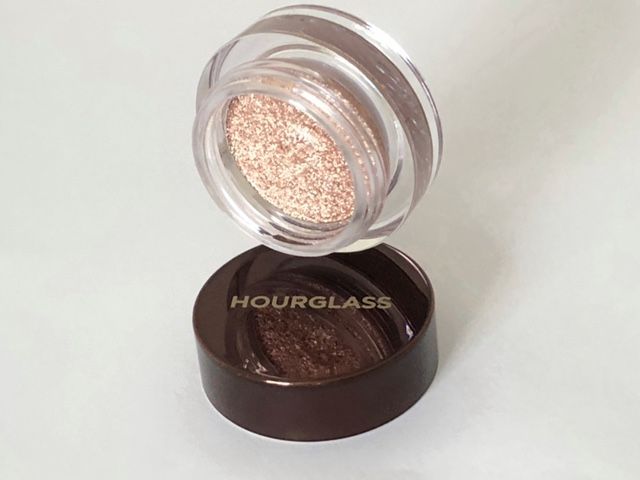 Eyeshadow - Hourglass 1.jpg