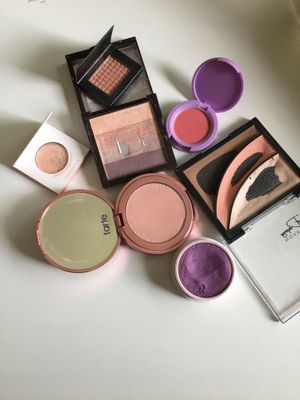 Tarte, CP SuperShock, Doucce, Half-Caked & Avon blushers & highlights, a Katherine Girl sparkly hig