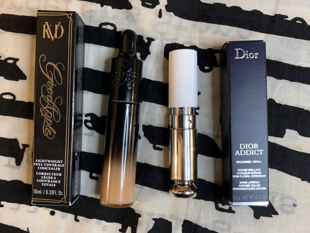 Dior Addict refills come with a secure-fitting plastic cap. Nordstrom shipped the other lipstick shade I ordered separately. Had I known that'd happen, I'd have tried getting both in-store instead.