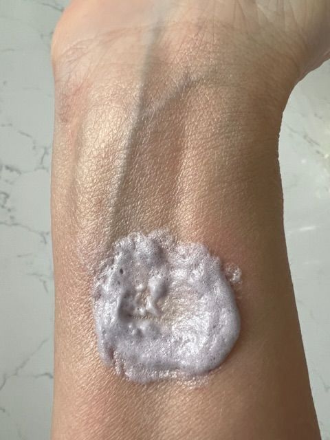 Flower Primer Mousse Whip blended on top