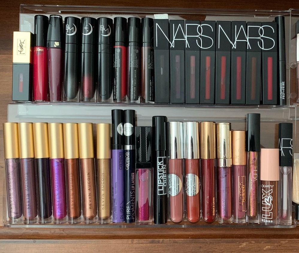 Aw, so many discontinued products in the bottom row.