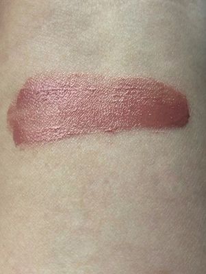 DIY lip swatch.jpg