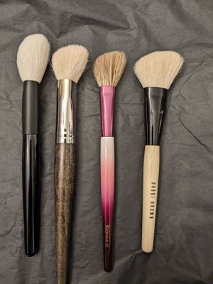 L-R: WG F5, Smith 157, Sonia G Lotus Detail, Bobbi Brown Angled Face Brush