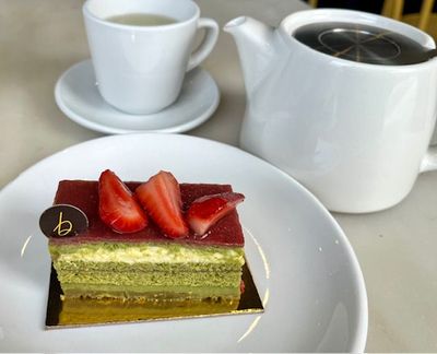 Strawberry Matcha Cake