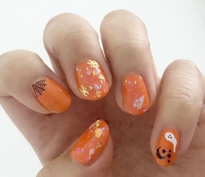 10.25.2024 Orange Nails 3.jpg