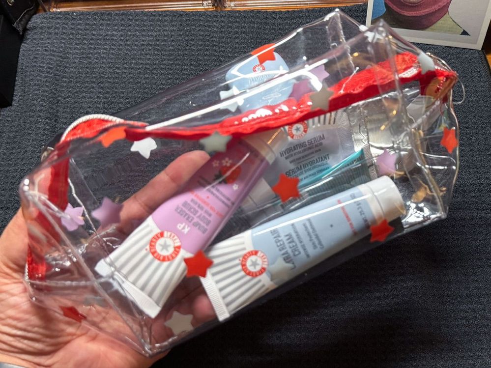 More GWP. There are 4 mini tubes and a foil inside that star studded bag.