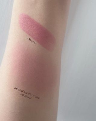 Rhode pocket blush (shade: sprinkle)