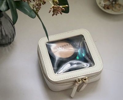 3 - Less is More 3.jpg