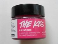 Lush-The-Kiss-Lip-Scrub-Review.jpg