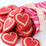 SugaryWinzy-Pink-Lace-Heart-Cookies10