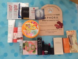 But then all these great perks came out... Btw check out the orange Sephora blush in a stick from their new brush line - i ordered the dark pink colour and I got a colour that's not up on the website but since it can't be purchased and I kind of like it I'm not trading it in.
