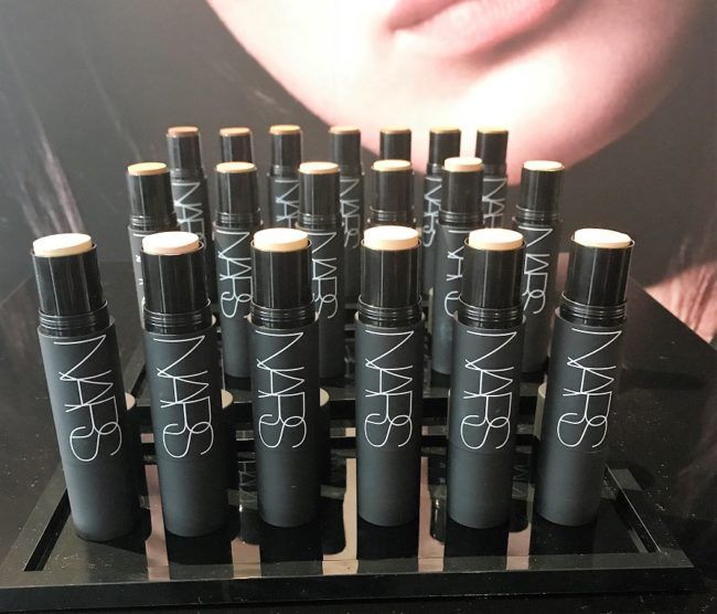 nars-velvet-matte-foundation-stick-review-swatches-650x556.jpg