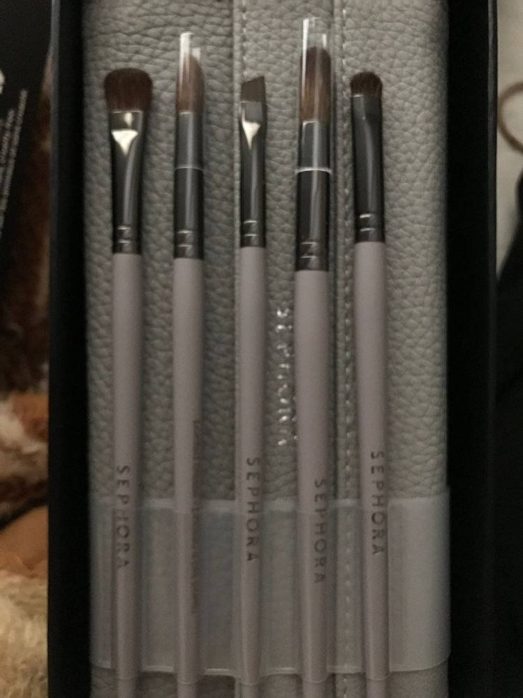 I felt the brushes and they are so soft but sturdy. I cant wait to use.