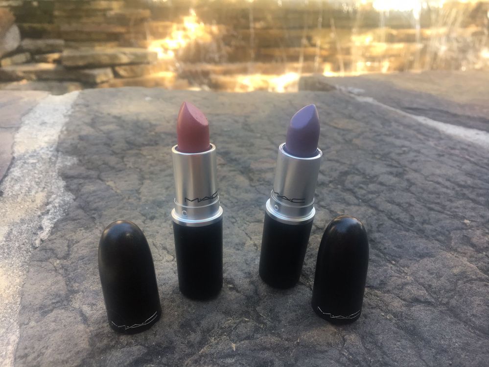 Happy National Lipstick Day!