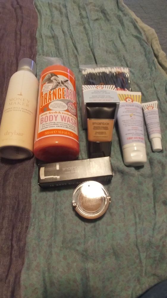 ULTA platinum appreciation day odds and ends. The Smashbox primer stick is the only one I haven't purchased before. The item at the bottom is Lorac TANtalizer.