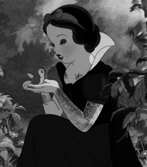 gothsnowwhite.jpg