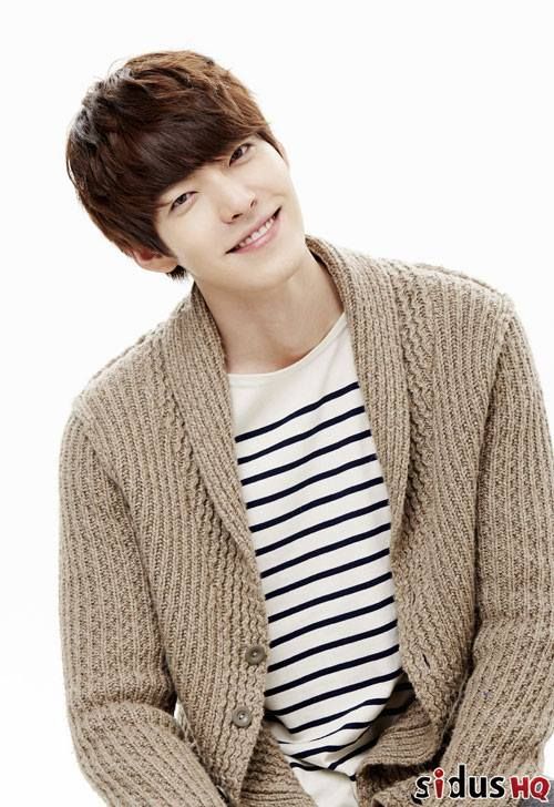 김우빈.2.jpg