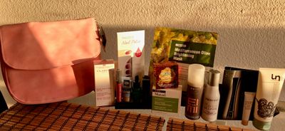 "Sugar" GWP bag with contents