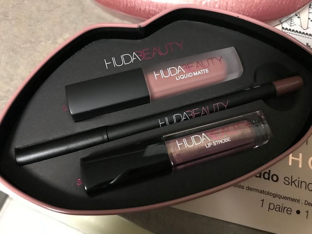 Huda set I've been dying to have!