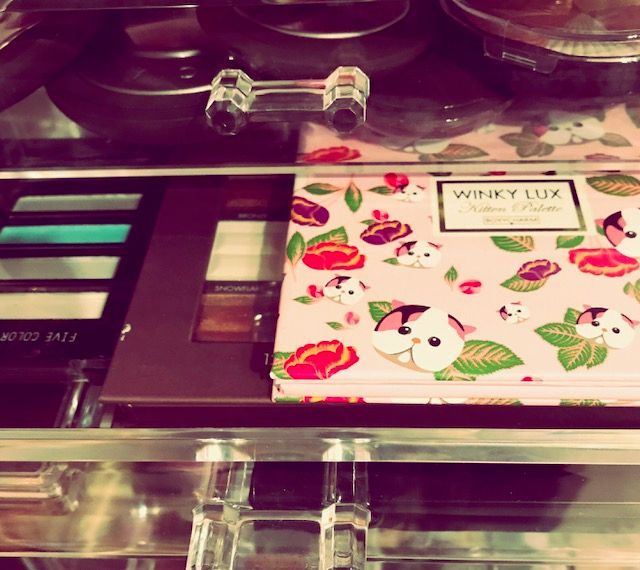 Eyeshadow palettes